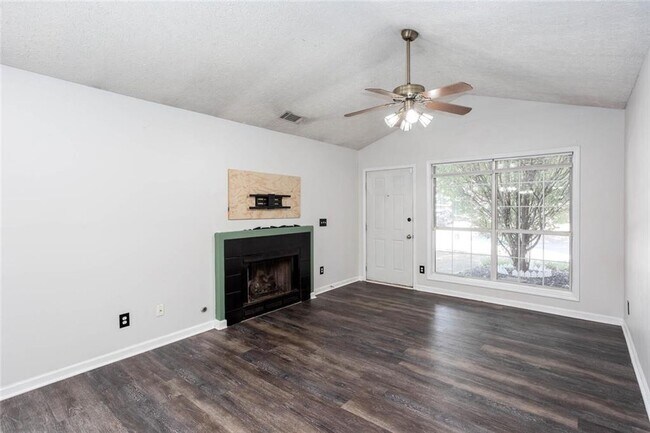 Foto del edificio - 1092 Britley Park Ln