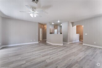 Building Photo - 1705 Hills of Red Dr