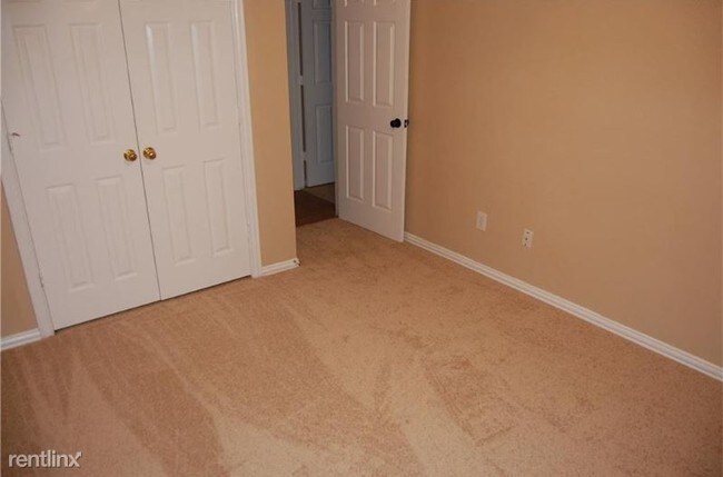 Building Photo - 3 br, 2 bath House - 3909 Evergreen Ct.