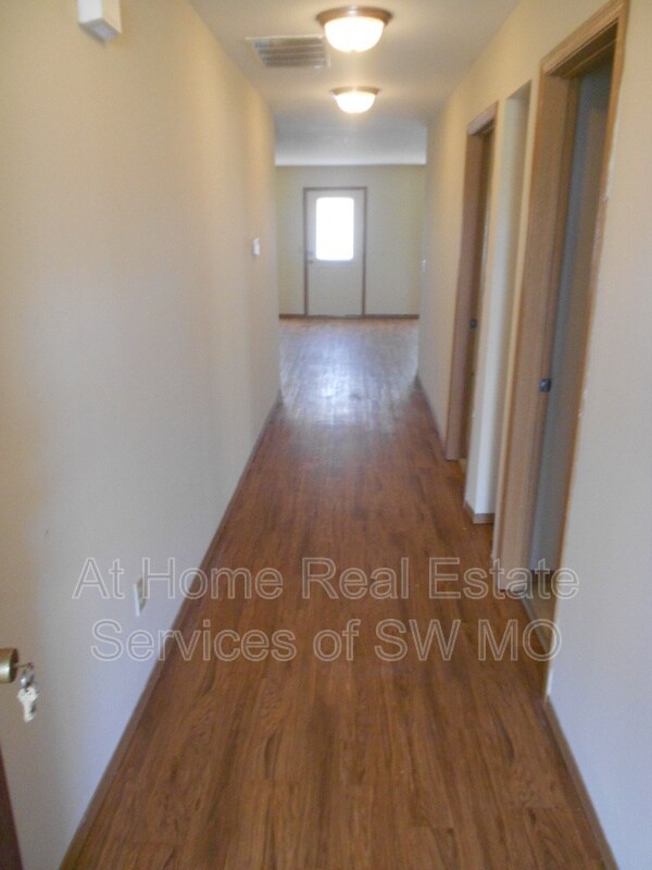 Foto del edificio - 1103 S Clifton Ave