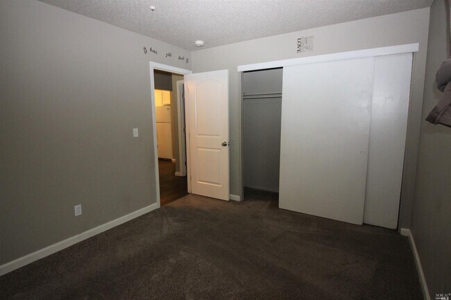 Building Photo - 2829 Apple Valley Ln