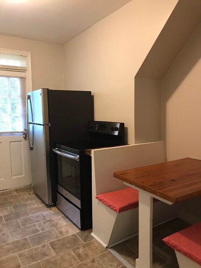 Foto del edificio - 108 S Waccamaw Ave