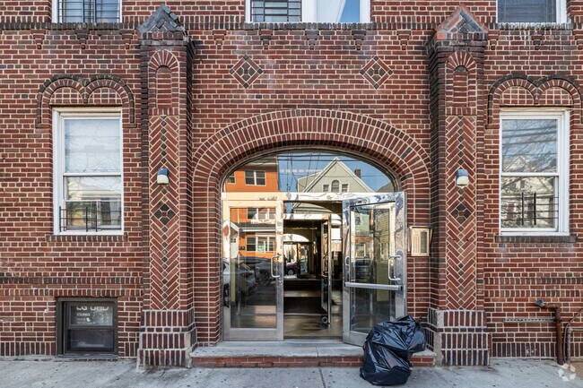Entrance - 101-12 46th Ave