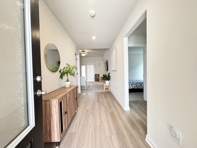 Building Photo - 3122 Maple Rdg Dr