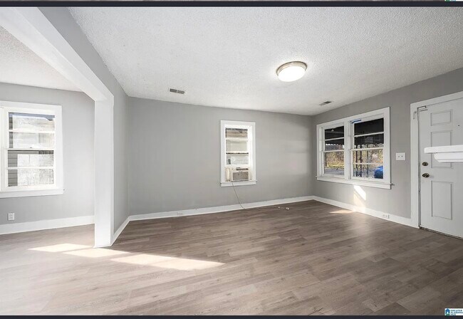 Foto del edificio - 1825 18th St Ensley