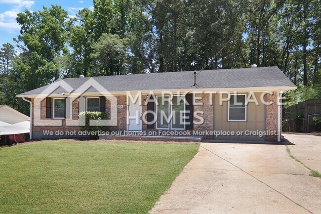 Foto del edificio - 8206 Huntington Dr