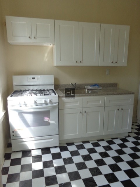 Foto principal - 96 Sterling Pl