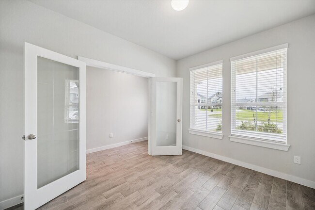 Foto del edificio - 2138 Reed Cave Ln