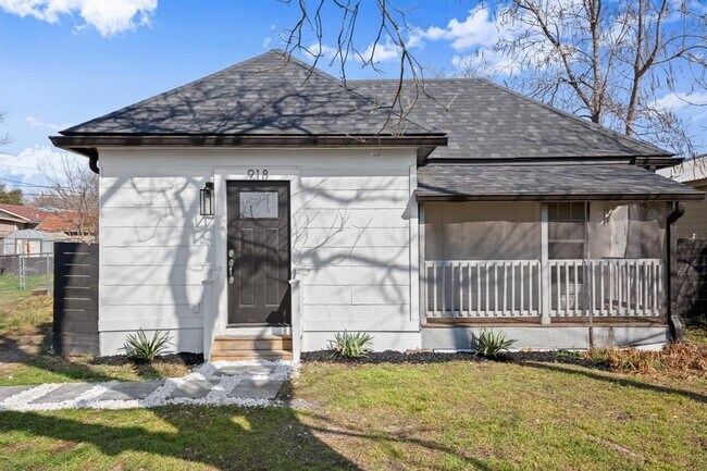 Foto del edificio - 918 W 3rd St