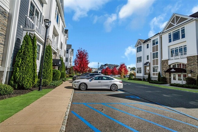 Building Photo - 10204 Beech Tree Ln