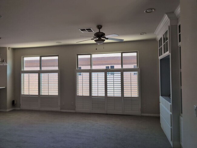 Building Photo - 2132 N Canyon Greens Cir
