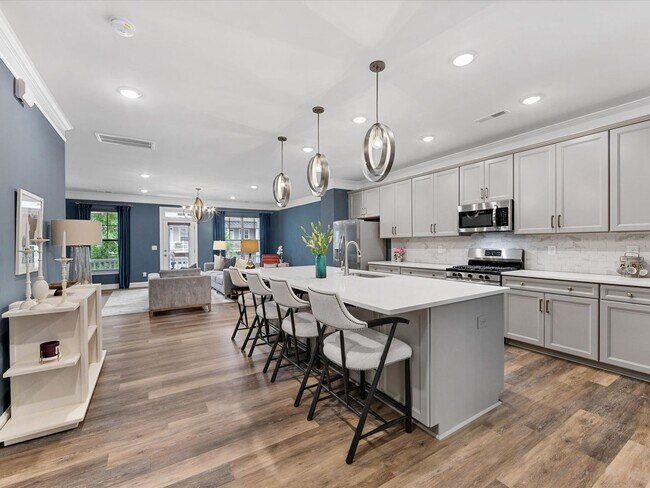 Building Photo - 2314 Creekmere Ln