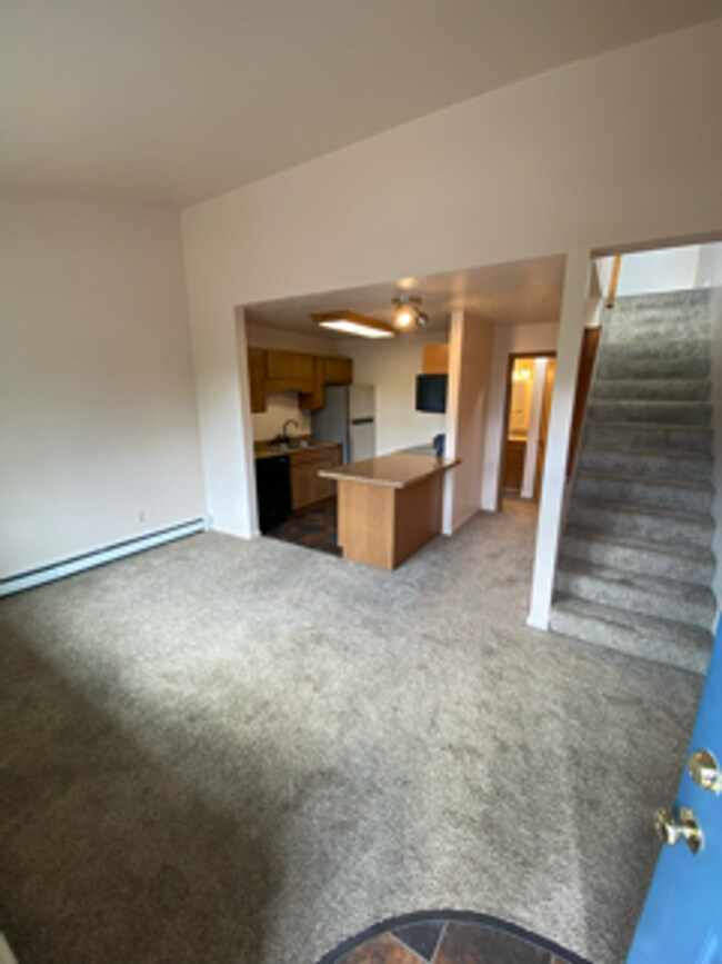 Building Photo - 2 Story Condo in West Fairbanks - Heat and...