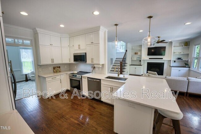 Foto del edificio - 110 Montauk Point Pl