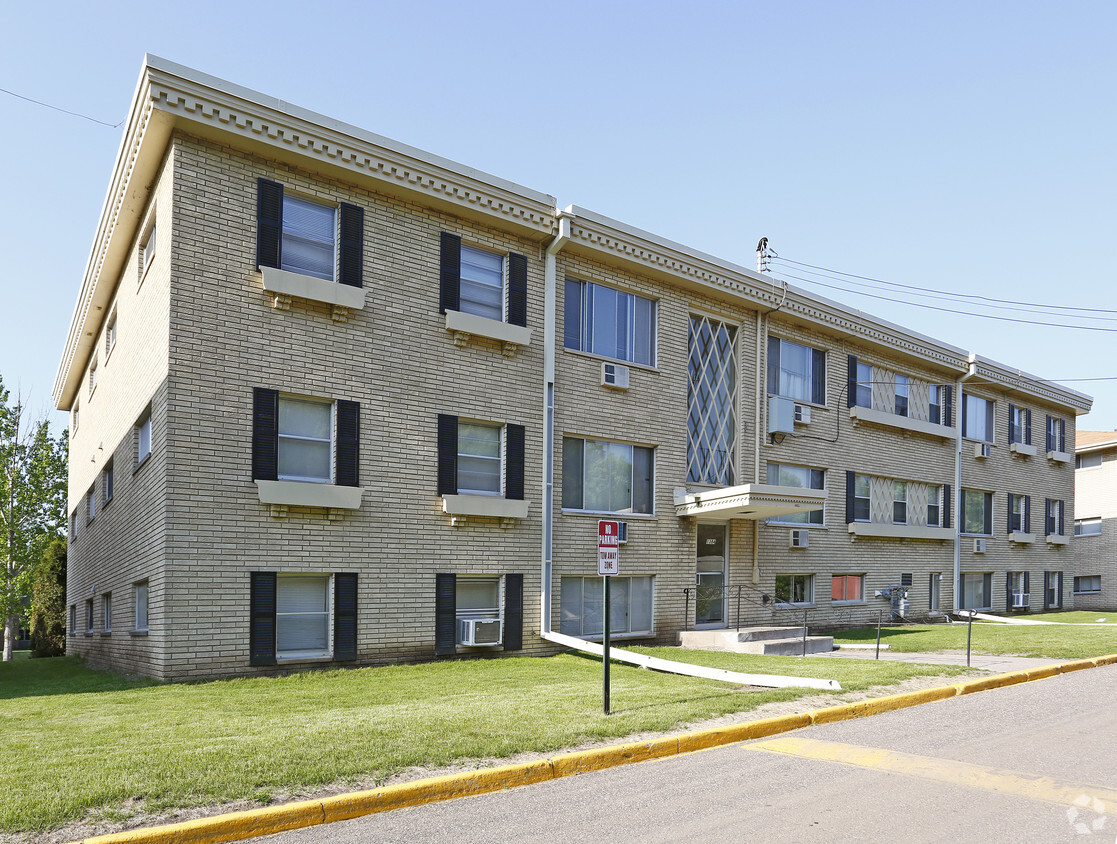 Primary Photo - Adeline Apartments