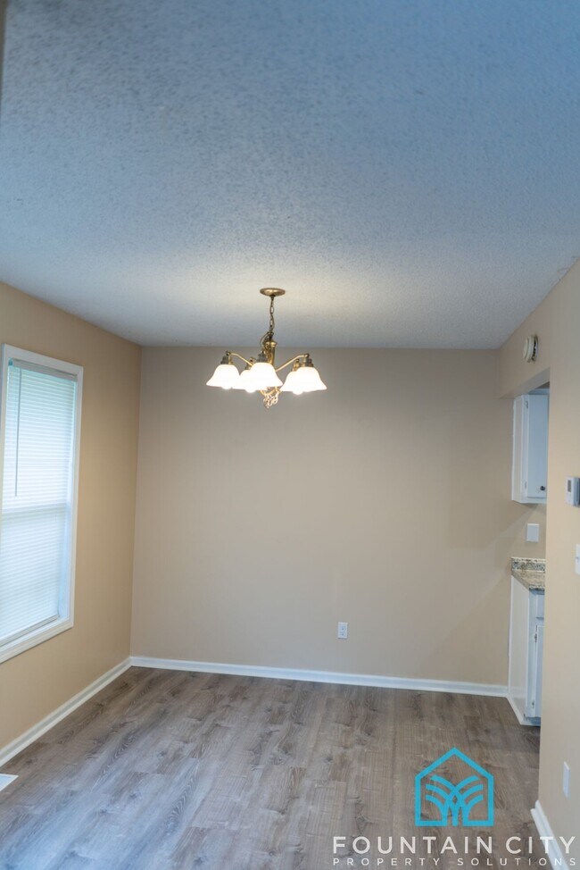 Foto del edificio - 626 N Water St