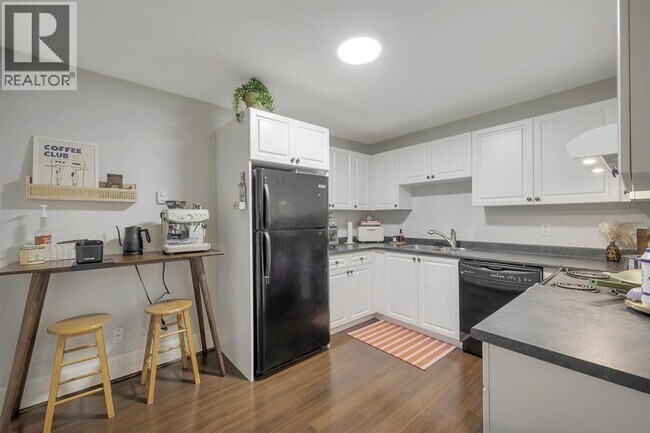 Photo du bâtiment - 518 16th St E