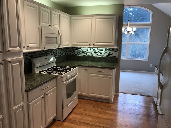 Photo - Murray Hill Courtyard Home!!! Light and Br...