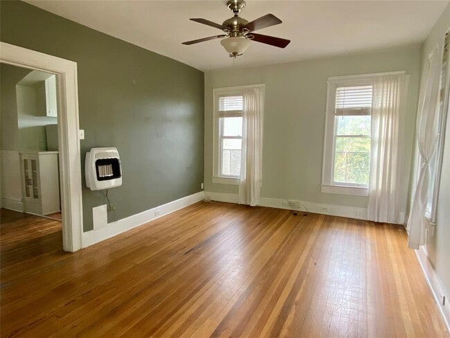 Foto del edificio - 1513 Enfield Rd