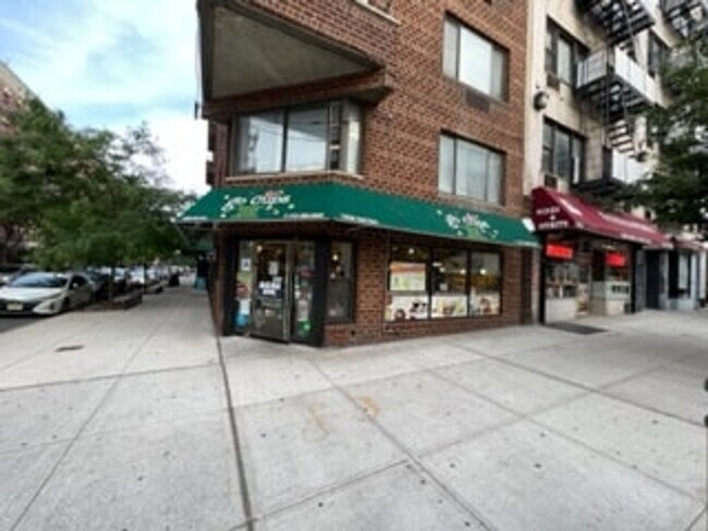 Building Photo - 315-317 East 95th Street-SI ID1032046P