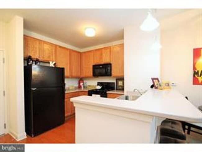 Photo - 200 West Elm Street House