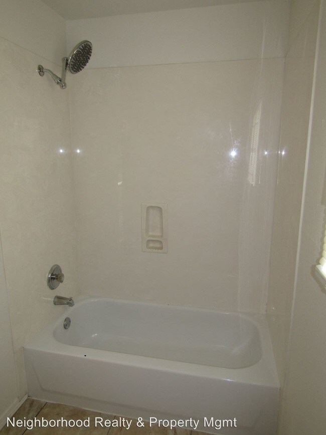 Foto del edificio - 12500 Campana Dr