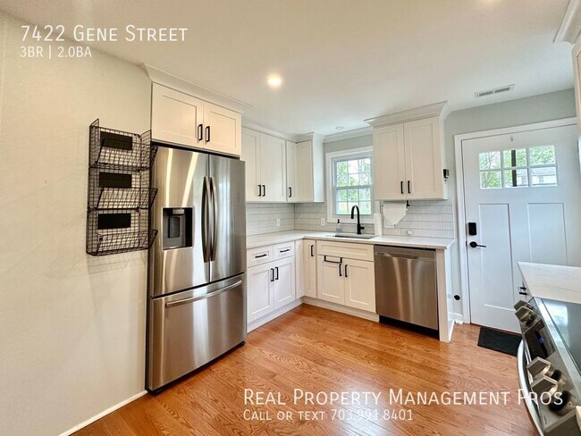 Building Photo - 7422 Gene St