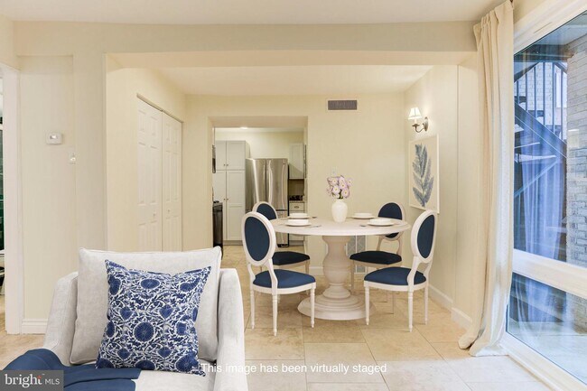 Foto del edificio - 110 Birch St