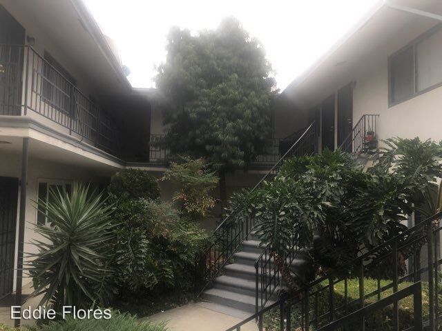 Foto principal - 8925 La Puebla Ave