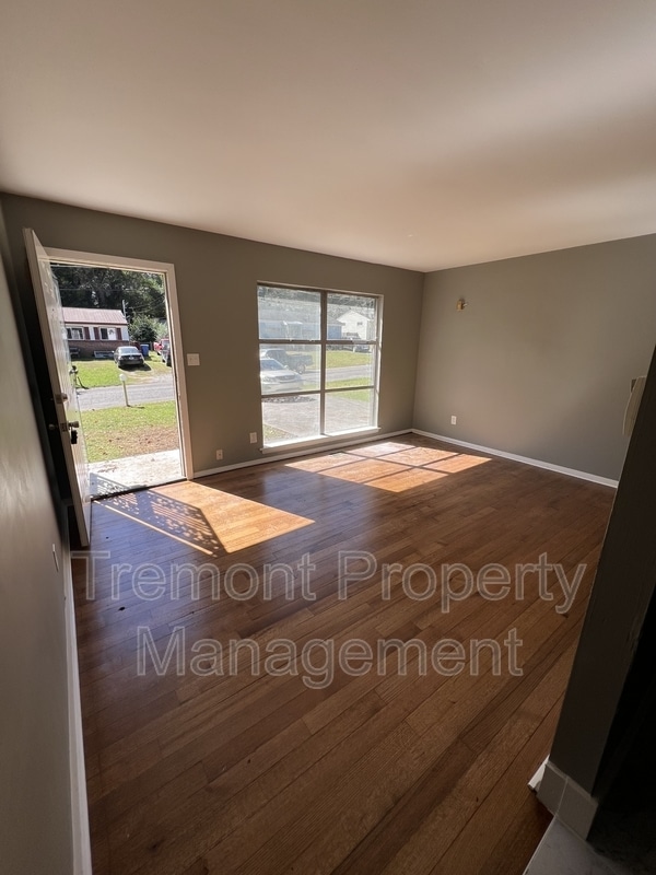 Photo - 105 Arlington Terrace House