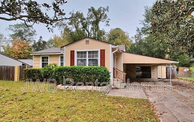 Foto del edificio - 5511 Royce Ave