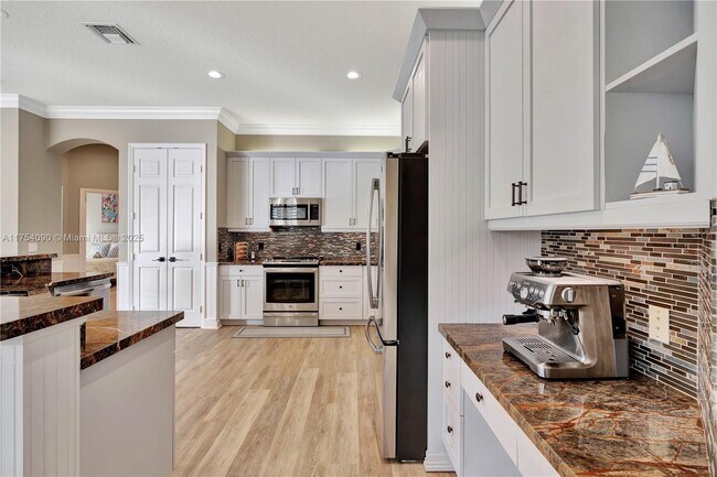 Foto del edificio - 7914 SE Osprey St