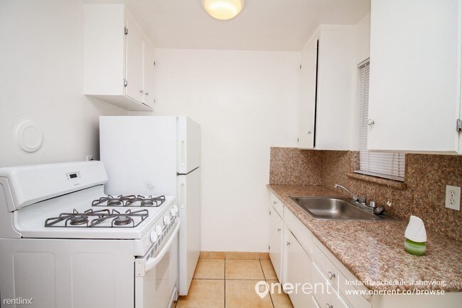 Foto del edificio - 491 Leigh Ave