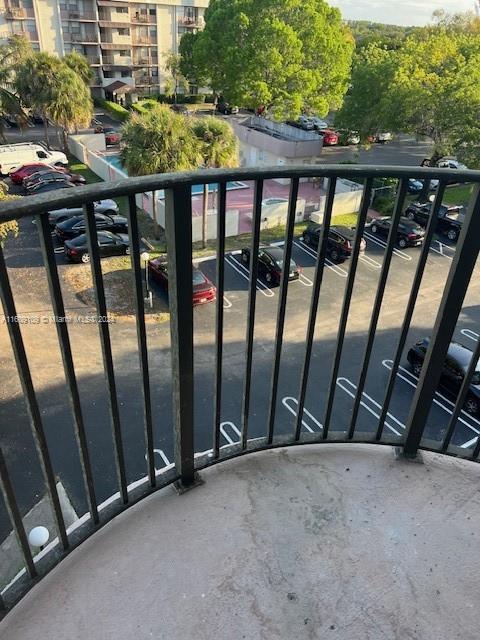 Foto del edificio - 2771 Riverside Dr