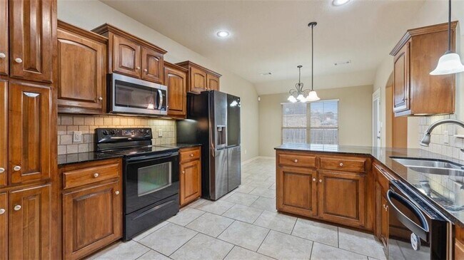 Foto del edificio - 3443 W Earnhardt Dr