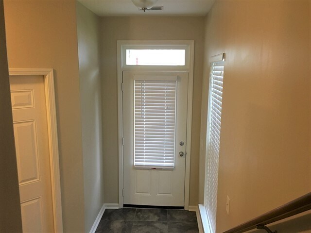 Foto del edificio - 90 Summer Hill Way