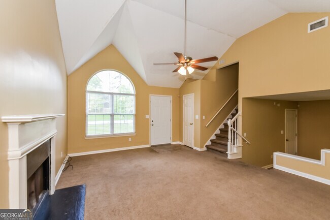 Foto del edificio - 388 Montgomery Pl