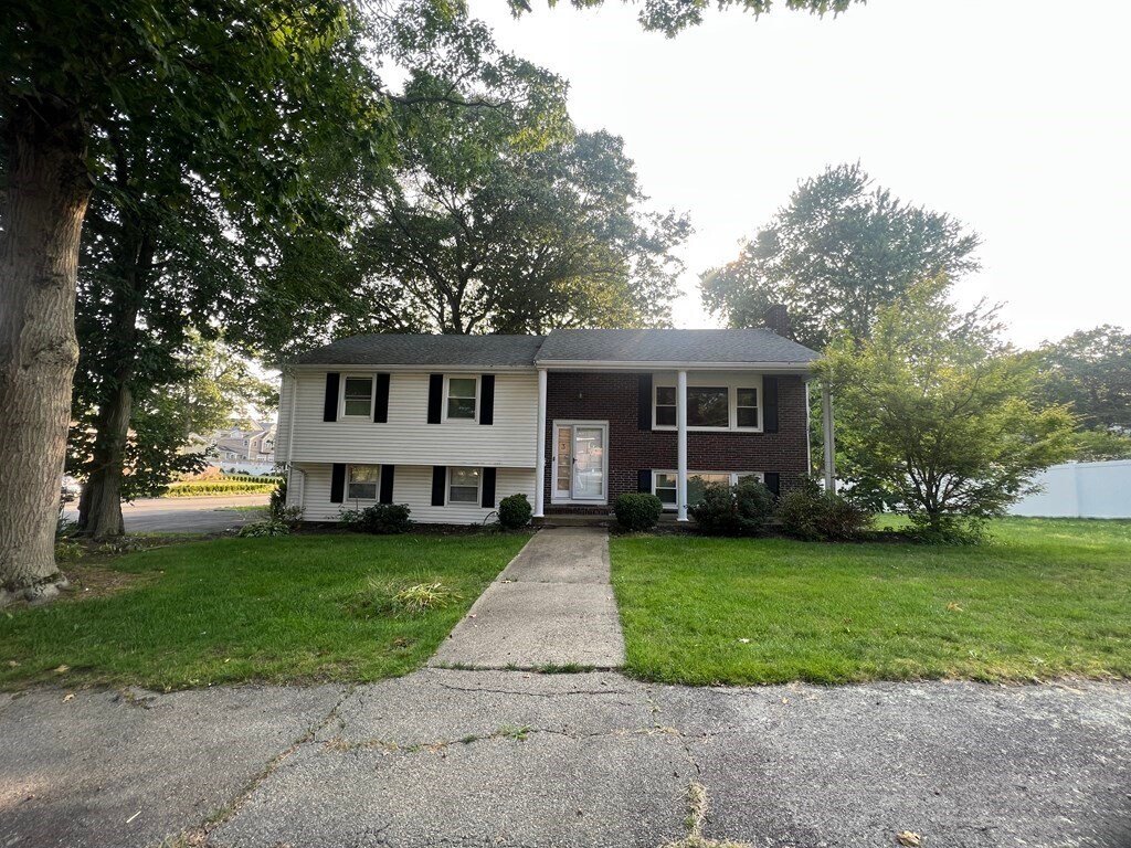 3 Kay Dr, Randolph, MA 02368 House Rental in Randolph, MA