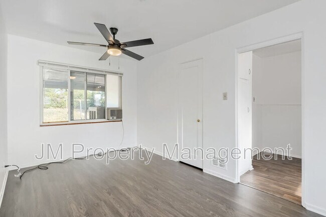 Foto del edificio - 1211 S Shoshone St