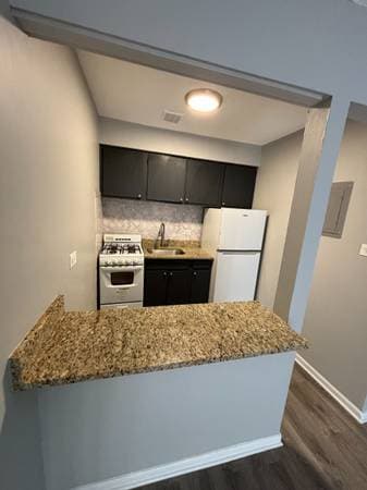 Foto principal - 3343 Commercial