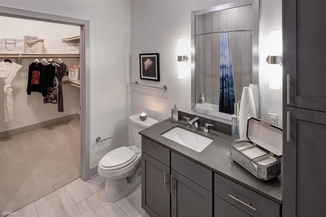 Foto del edificio - 1 br, 1 bath Apartment - 114 Gray St 049