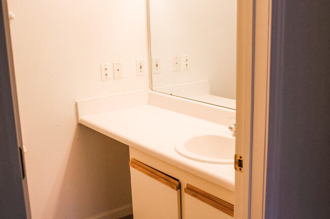 Foto del edificio - 1101 Linden Ln