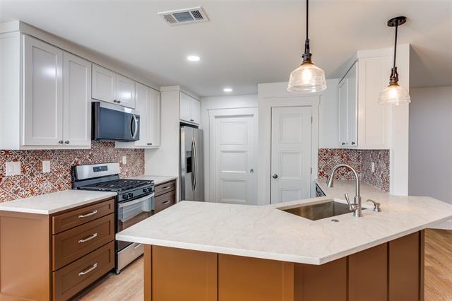 Foto del edificio - 3233 Sandage Ave