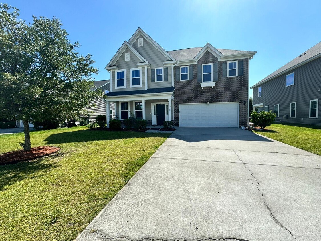 Building Photo - 108 Winslow Cir