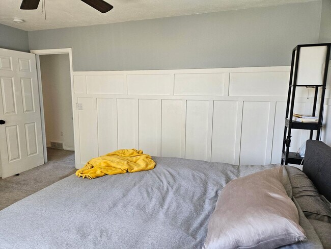 Building Photo - Spacious 4-Bedroom Home in West Valley City!