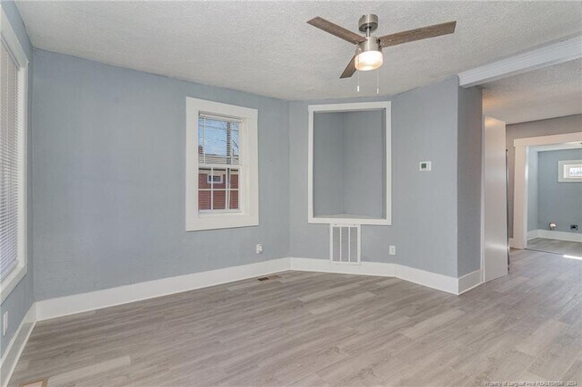 Building Photo - 1218 Boyer St