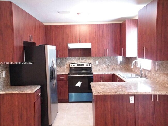 Foto del edificio - 21465 SW 112th Ave