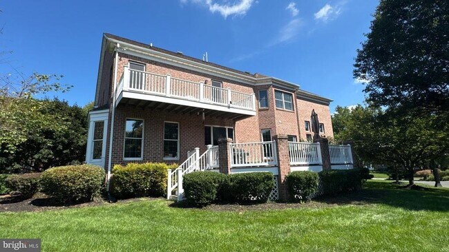 Foto del edificio - 2641 Golf Island Rd