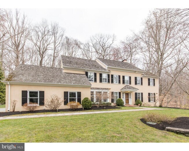 Building Photo - 101 Woods Ln