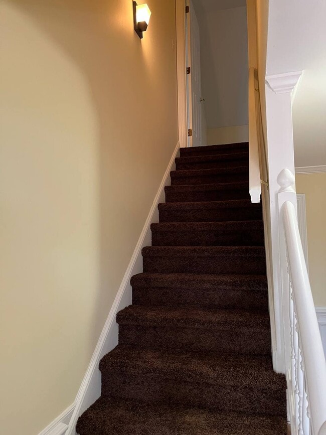 Building Photo - 8100 Winsters Fax Ct